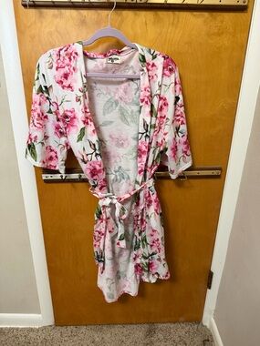 Show Me Your MuMu Pink Floral Kimono Robe